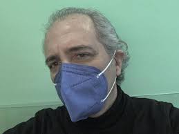 Per questo un pregiudicato di benevento, salvatore polizia di 57 anni, al termine delle indagini, coordinate dal procuratore aggiunto giovanni conzo. Simona Ventura Positivo Al Covid Anche Il Compagno Giovanni Terzi