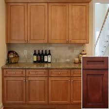 History Of Portland Oak Cabinets Lowes Oakkitchencabinets Kitchenisland Maple Kitchen Cabinets Traditional Kitchen Cabinets Kitchen Remodel