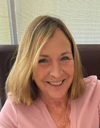 Linda Humbert's Instagram, Twitter & Facebook