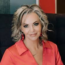 Magnus Wood's Instagram, Twitter & Facebook