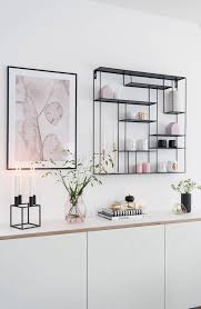 Besta é o nome da linha de móveis do ikea que eu mais uso nos projectos low cost ou quando quero uma solução barata e simples para servir de móvel de televisão, sistema de estante numa sala contemporânea ou como aparador. Pin Em Dekoration Herbst