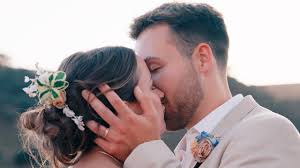 A Perfect Marriage of an Intimate Affair and All-Out Bash Offers Wedding  Ideas