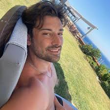 if you still love me 𝗦𝗮𝘆 𝗵i 💜🤭🇺🇸