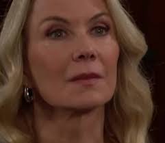 Adela Pate's Instagram, Twitter & Facebook