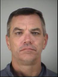 Habitual traffic offender with long criminal history lands back behind bars 