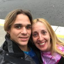 1704309?width=600&height=600&cropmode=Fill&anchor=Center