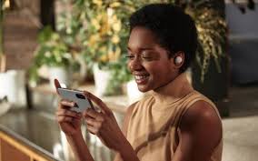 To improve voice calls, sony says the microphones support beamforming. 6t2i9oxie3lwom