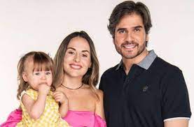 Según reseña la revista tv y novelas, el corazón de daniel late por una actriz española que, como él, triunfa en méxico. Por Que Se Fueron Los Protagonistas De Mi Marido Tiene Mas Familia Ahoramismo Com