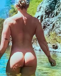 Bonnie Schroeder - FitNudeGirls.com