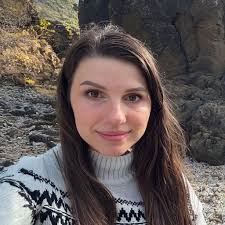 Liana Deroian, LMFT — Therapist in California | Rula