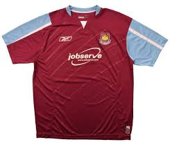 Some general wear and bobbling to the material. 2005 07 West Ham United Shirt L Boys Football Soccer Premier League West Ham United Classic Shirts Com