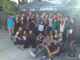 Yo Pasar Mas Tiempo Con Sus Amigos Los Fines De Semana