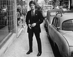 Disques vogue quickly signed the young guitarist's group and they released a couple of unspectacular eps in 1962. The Stylish Musicians No 3 Jacques Dutronc Not Fashion Style