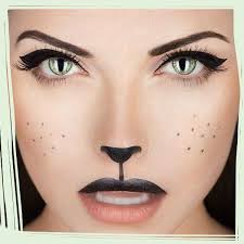 Amazing Animal Makeup Looks You Can Easily Rock This Halloween Halloween Makeup Inspiration Creative Halloween Makeup Halloween Makeup Looks