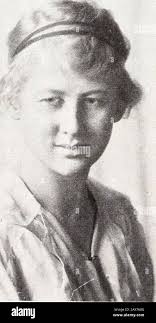 Booksubjectcollegeyearbooks hi-res stock photography and images