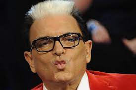 Cristiano malgioglio — una notte a napoli 03:52. Cristiano Malgioglio Eta Carriera News E Fidanzato