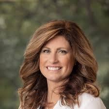 Jill Neely's Instagram, Twitter & Facebook