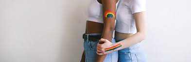 Jede farbe der flagge hat ihre eigene bedeutung. Was Ist Pride Month Stylight