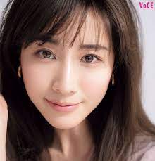 春もあざとく好感度 田中みな実 の春メイクは 知性が香るピンク で決まり ジャパニーズビューティー 春 メイク 田中みなみ