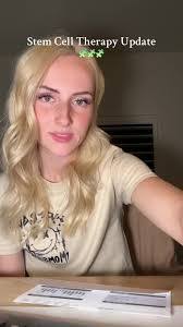 Alyssa Lamb's Instagram, Twitter & Facebook