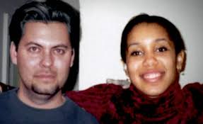 Tội ác của gã đàn ông để 2 vợ sống chung một nhà: Bộ hài cốt ở sa mạc