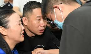 Orang Tua di Tiongkok Temukan Anaknya yang Diculik 14 Tahun Lalu