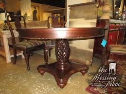 Shop our pineapple table selection from the world's finest dealers on 1stdibs. Handsome Traditional Style Dining Table On A Pineapple Pedestal Base In A Rich Dark Finish Love The Rope Trim Aro Dining Table Traditional Dining Tables Table