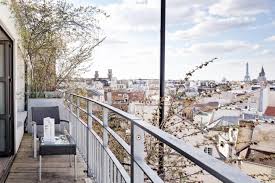 The holiday inn paris bastille hotel is ideally located in the historical heart of paris with its famous place de la bastille and only a 5 minute walk from the gare de lyon train station with its direct access to disneyland resort paris and convenient metro access to paris expo porte of versailles exhibition center. Die 10 Besten Holiday Inn Hotels In Paris Frankreich Booking Com