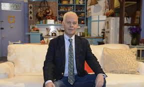 James michael tyler, who played gunther in friends, revealed he has prostate cancer. Q0kfpccewzvuzm