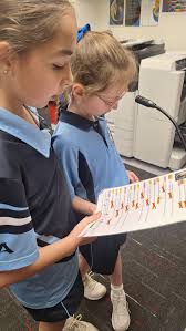 It's 6 o'clock ⏰ Let's say the Angelus Together