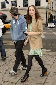 Rose Byrne Photos Photos Rose And Brendan In Central Park Rose Byrne New Outfits Mary Rose Byrne