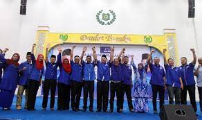 Berikut adalah keputusan live pru14 bagi perebutan kerusi dewan undangan negeri (dun) setiap negeri. Bn Perlis Tawar Lima Teras Utama Dalam Manifesto Pru 14