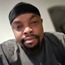 Lionel Lemon's Instagram, Twitter & Facebook