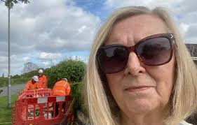 Residents oppose unwanted Freedom Fibre telegraph poles