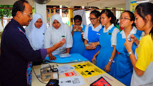 University transfer and associate degrees. Inspiring High School Students To Pursue Careers In Nuclear Science Iaea