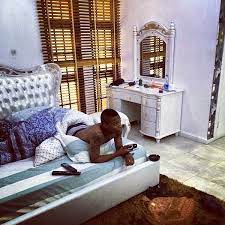 He made the announcement following his performance at the 17th edition of the ghana music awards. Wizkid Net Worth Cars Houses Private Jet In Comparison With Davido Naijauto Com