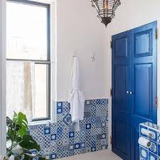 White And Blue Bathroom Design Ideas