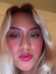 Heidi Glasgow's Instagram, Twitter & Facebook