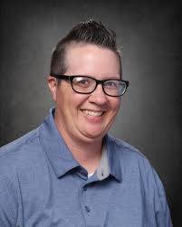 Leadership lends a hand during the holidays