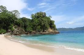 Tiket masuk teluk biru banyuwangi. Teluk Banyu Biru Banyuwangi Destinasi Wisata Baru Yang Sedang Hits Reddoorz Blog