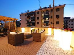 Qualche idea che può tornare utile. Come Arredare Un Terrazzo Arredamento Giardino Consigli Su Come Arredare Un Terrazzo