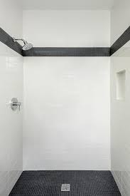 Black And White Shower Tile Black Border Shower Tiles Shower Tile Designs Bathroom Interior Design White Bathroom Interior
