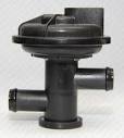 Vacuum shut off valve