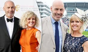 Terence Beesley Dead Husband Of Extras Star Ashley Jensen Dies At Home Celebrity News Showbiz Tv Express Co Uk If she likes your outfit, she'll reward you with a tailors ticket, exclusive labelle fashion item, and will let you keep the piece of clothing she gave you as a style example.