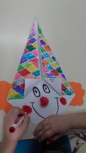 Pin Von Tatiane Gregis Auf Fasching In 2020 Fasching Basteln Grundschule Karneval Basteln Fasching Basteln