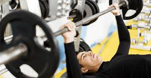 How Much Can The Average Man Bench Press
