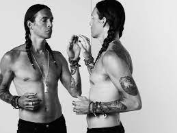 Brendon boyd urie (born april 12, 1987) is an american singer, songwriter, and musician, best known as the lead vocalist of panic! Brandon Boyd Unveils A Unisex Jewelry Line With Ali Grace Vogue