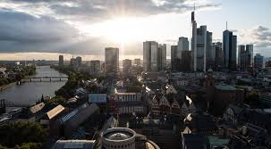 Other tenants are deutsche bundesbank and. Frankfurter Skyline Finanzmetropole Ist Die Stadt Der Turme