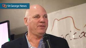 Former NFL quarterback speaks at Hurricane Valley Chamber's annual awards  dinner