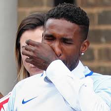 Bradley Lowery's funeral: Jermain Defoe among thousands to line streets to  honour six-year-old cancer sufferer